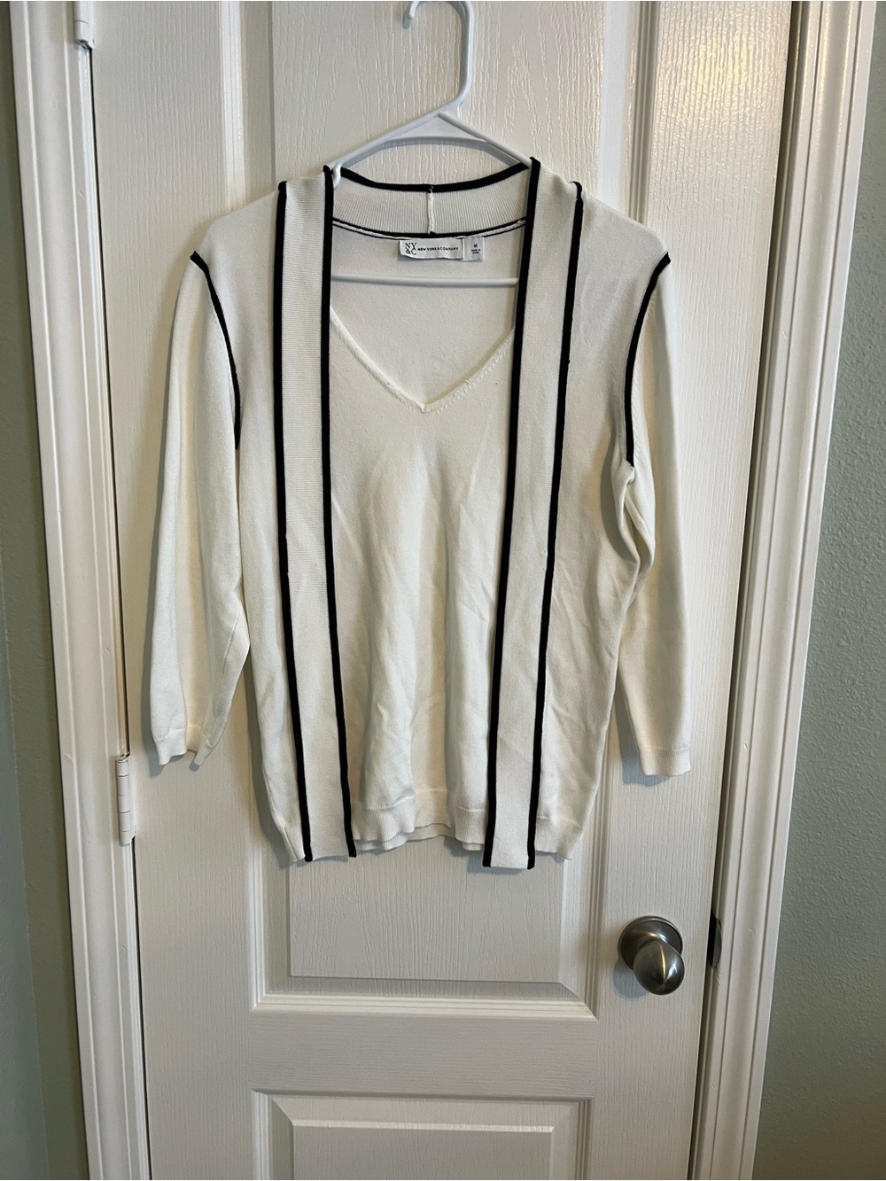New York & Company White Black Trim Open Cardigan Size M